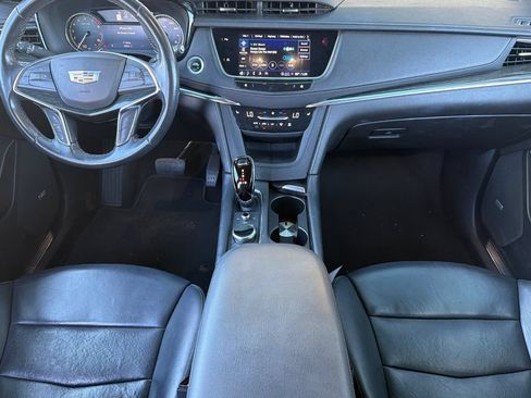 Used 2023 Cadillac XT5 Premium Luxury FWD image 13