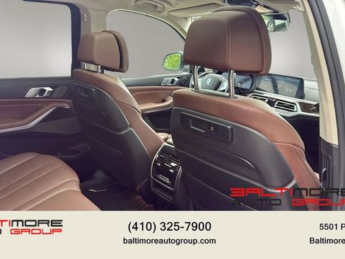 Used 2020 BMW X7 xDrive40i w/ Luxury Seating Package AWD/4WD image 27