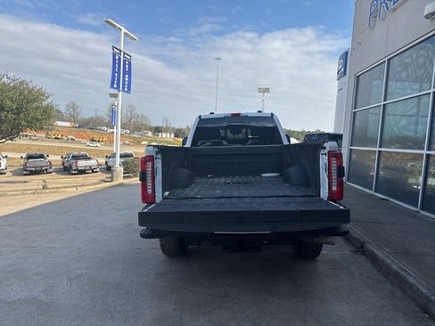 Used 2024 Ford F350 King Ranch w/ FX4 Off-Road Package image 7