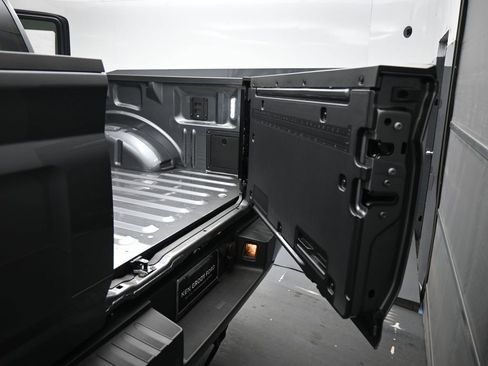 New 2025 Ford F150 Platinum w/ Equipment Group 702A High image 25