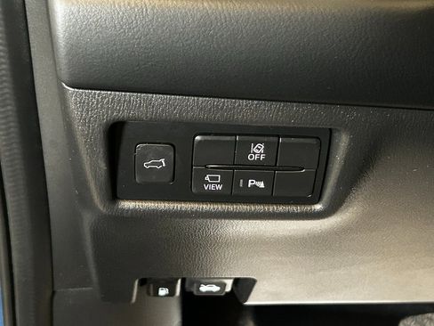 Used 2023 MAZDA CX-5 Signature image 18