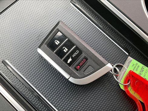 Certified 2025 Acura MDX SH-AWD image 10