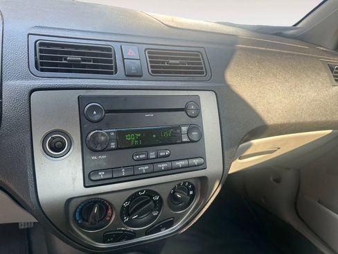 Used 2007 Ford Focus SES image 10