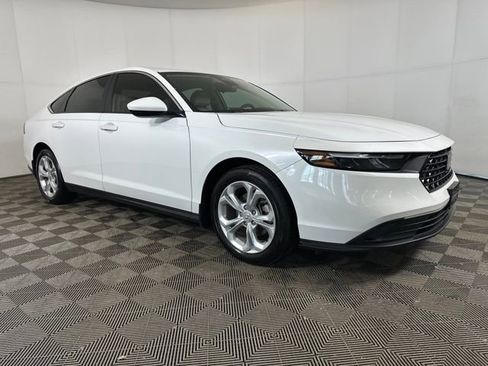 Used 2024 Honda Accord LX image 2