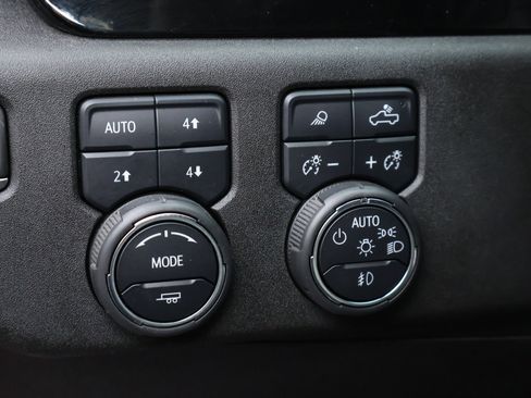 Used 2023 Chevrolet Silverado 1500 RST w/ All Star Edition Plus AWD/4WD image 13
