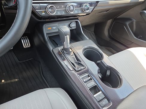Used 2025 Honda Civic Sport Touring image 25