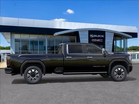 New 2026 GMC Sierra 3500 Denali w/ Denali Reserve Package image 5