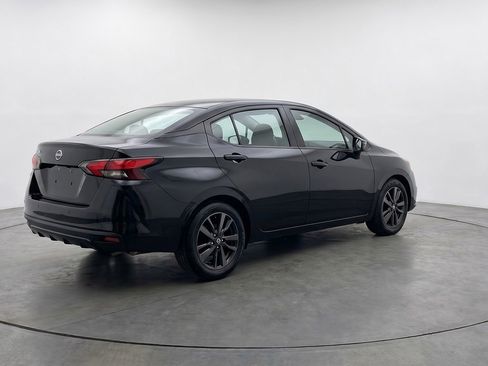 Used 2025 Nissan Versa SV FWD image 9