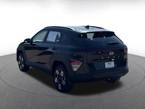 Used 2025 Hyundai Kona SEL AWD/4WD image 9