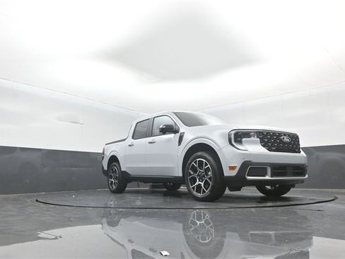 New 2025 Ford Maverick Lariat w/ 4K Tow Package image 28