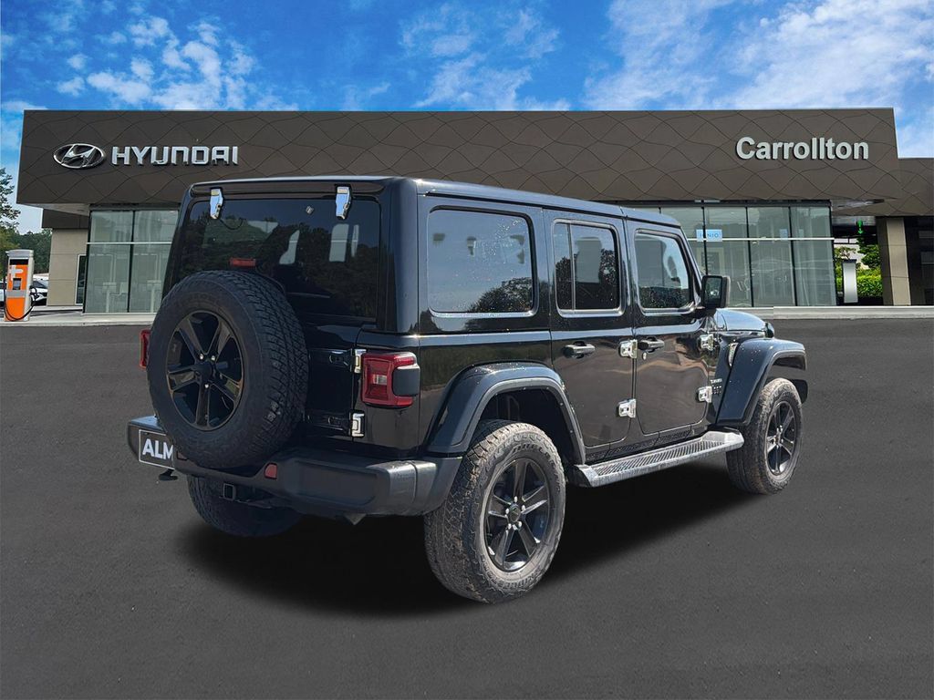 Used 2022 Jeep Wrangler Unlimited Sahara AWD/4WD image 5