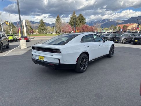 New 2026 Dodge Charger R/T AWD/4WD image 5