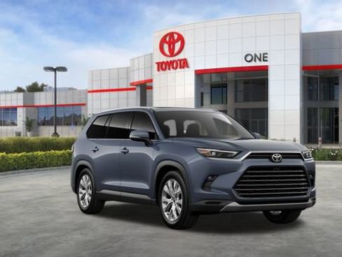 New 2026 Toyota Grand Highlander Limited image 16