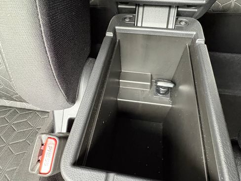 Used 2025 Mitsubishi Outlander Sport ES AWD/4WD image 41