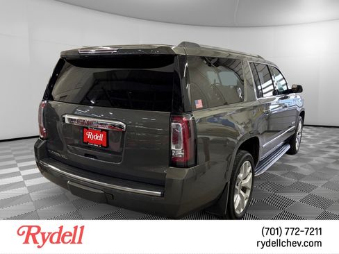 Used 2018 GMC Yukon XL Denali w/ Open Road Package AWD/4WD image 3