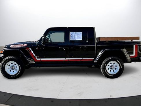 Used 2020 Jeep Gladiator Rubicon image 5