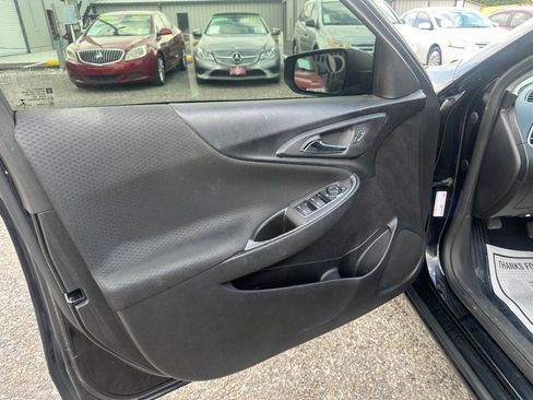 Used 2017 Chevrolet Malibu LS image 11