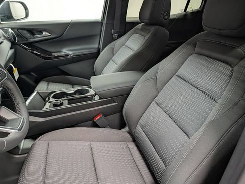 New 2027 Chevrolet Equinox LT FWD image 9