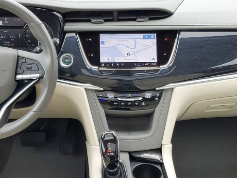 Certified 2024 Cadillac XT6 Premium Luxury w/ LPO, Floor Liner Package image 29