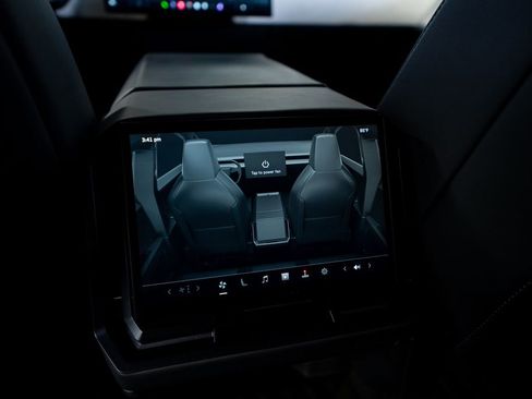 Used 2024 Tesla Cybertruck AWD Crew Cab image 36