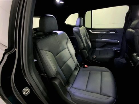 Used 2024 GMC Acadia Elevation AWD/4WD image 23
