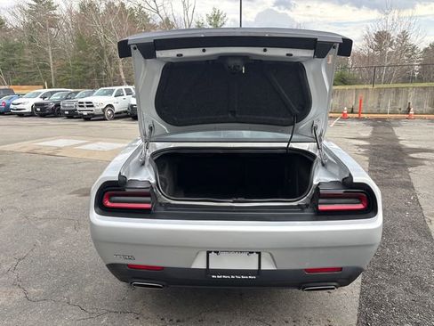 Used 2023 Dodge Challenger SXT image 13