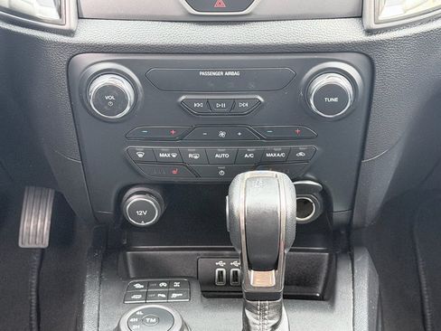 Used 2019 Ford Ranger XLT w/ Equipment Group 302A Luxury AWD/4WD image 18