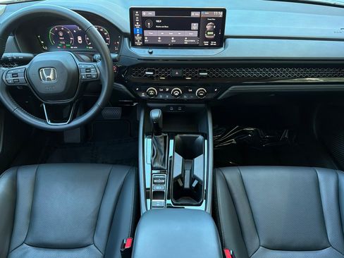 Used 2024 Honda Accord EX-L image 17