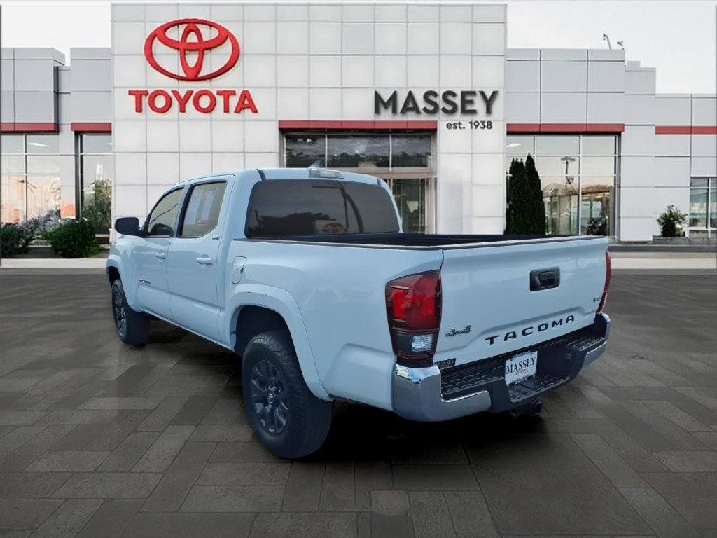Used 2023 Toyota Tacoma SR5 AWD/4WD image 5