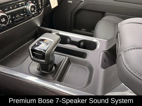 New 2026 GMC Sierra 1500 SLT image 15