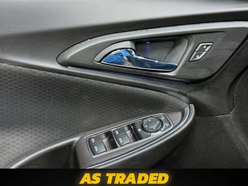 Used 2018 Chevrolet Malibu LT FWD image 19