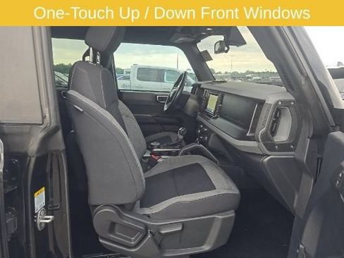 Used 2023 Ford Bronco Big Bend w/ Sasquatch Package AWD/4WD image 7