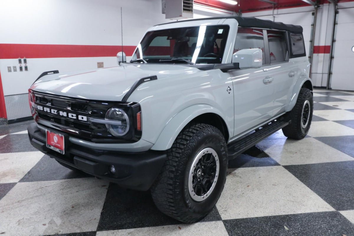 Used 2022 Ford Bronco Outer Banks AWD/4WD image 33