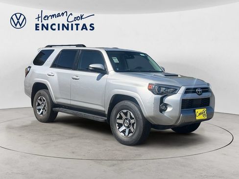 Used 2021 Toyota 4Runner TRD Off-Road Premium AWD/4WD image 7