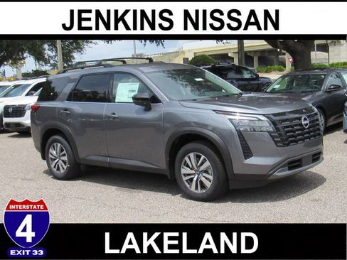 New 2026 Nissan Pathfinder SL FWD image 1