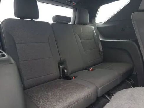 Used 2024 Chevrolet Traverse LT image 14