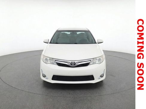 Used 2012 Toyota Camry XLE image 7