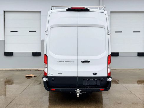 Used 2025 Ford Transit 250 148 High Roof Extended AWD w/ Load Area Protection Package image 4