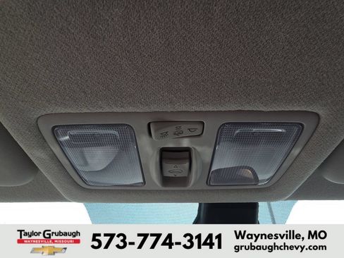 Used 2023 Hyundai Venue SEL FWD image 24