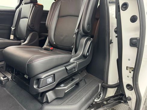 Used 2023 Honda Odyssey Sport image 35