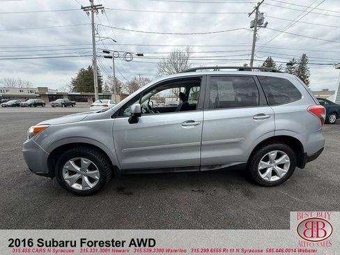 Used 2016 Subaru Forester 2.5i Premium w/ All-Weather Package AWD/4WD image 12