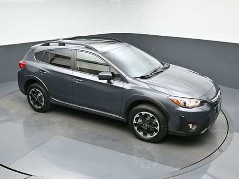 Used 2021 Subaru Crosstrek 2.0i Premium w/ Moonroof Package image 29