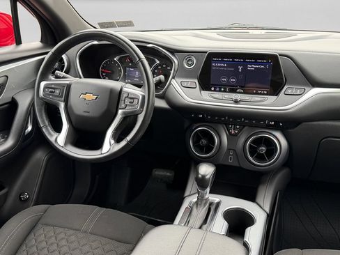 Used 2020 Chevrolet Blazer LT AWD/4WD image 23
