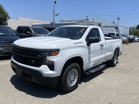 Used 2022 Chevrolet Silverado 1500 W/T w/ WT Value Package AWD/4WD image 2