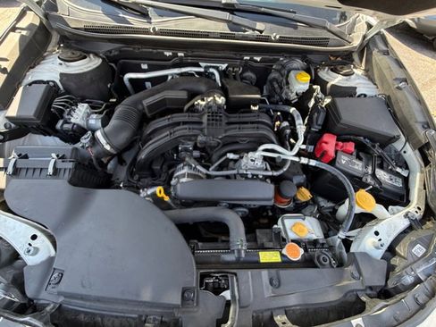 Used 2024 Subaru Outback Premium AWD/4WD image 28