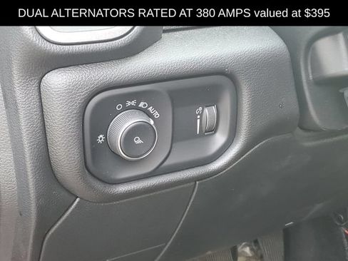 Used 2024 RAM 2500 Tradesman w/ Chrome Appearance Group AWD/4WD image 15