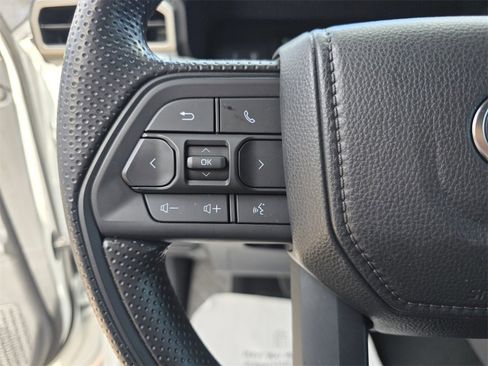 Certified 2025 Toyota Tacoma SR5 image 29