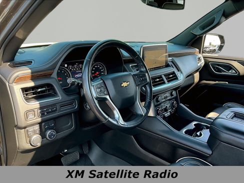 Used 2021 Chevrolet Tahoe Premier AWD/4WD image 17