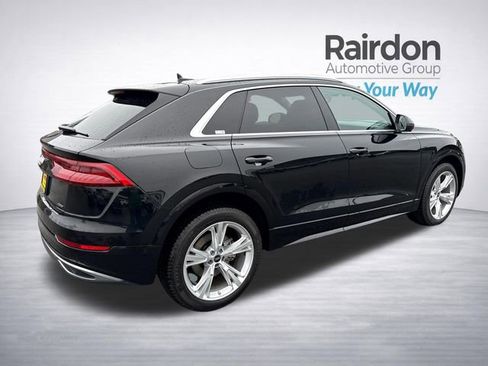 Used 2023 Audi Q8 Premium Plus w/ Premium Plus Package AWD/4WD image 16