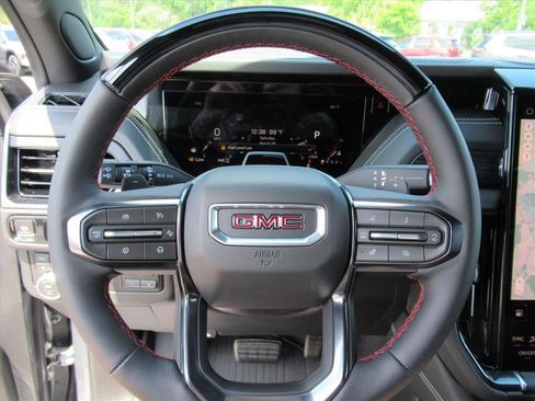 New 2026 GMC Yukon AT4 Ultimate w/ LPO, Floor Liner Package image 26